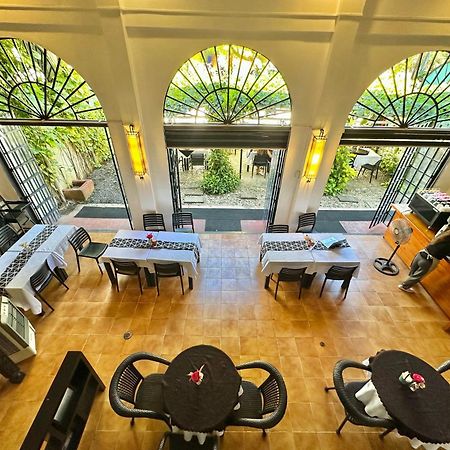 Fernando'S Hotel Sorsogon Екстериор снимка