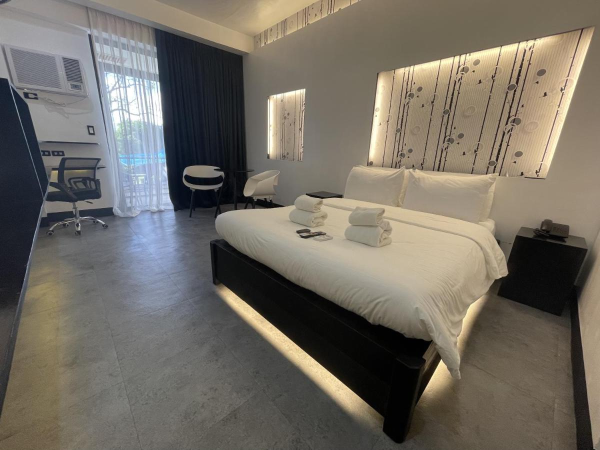 Fernando'S Hotel Sorsogon Екстериор снимка