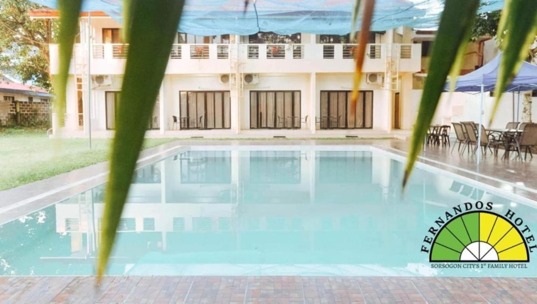 Fernando'S Hotel Sorsogon Екстериор снимка
