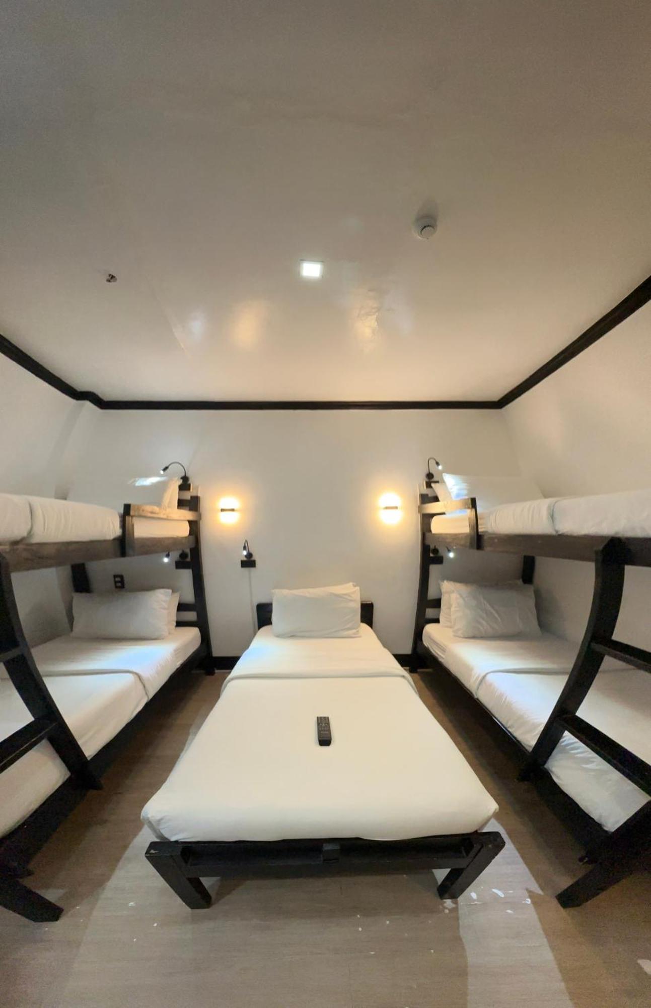 Fernando'S Hotel Sorsogon Екстериор снимка