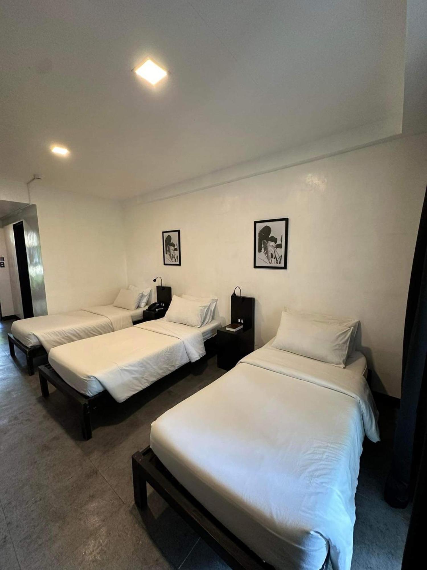 Fernando'S Hotel Sorsogon Екстериор снимка