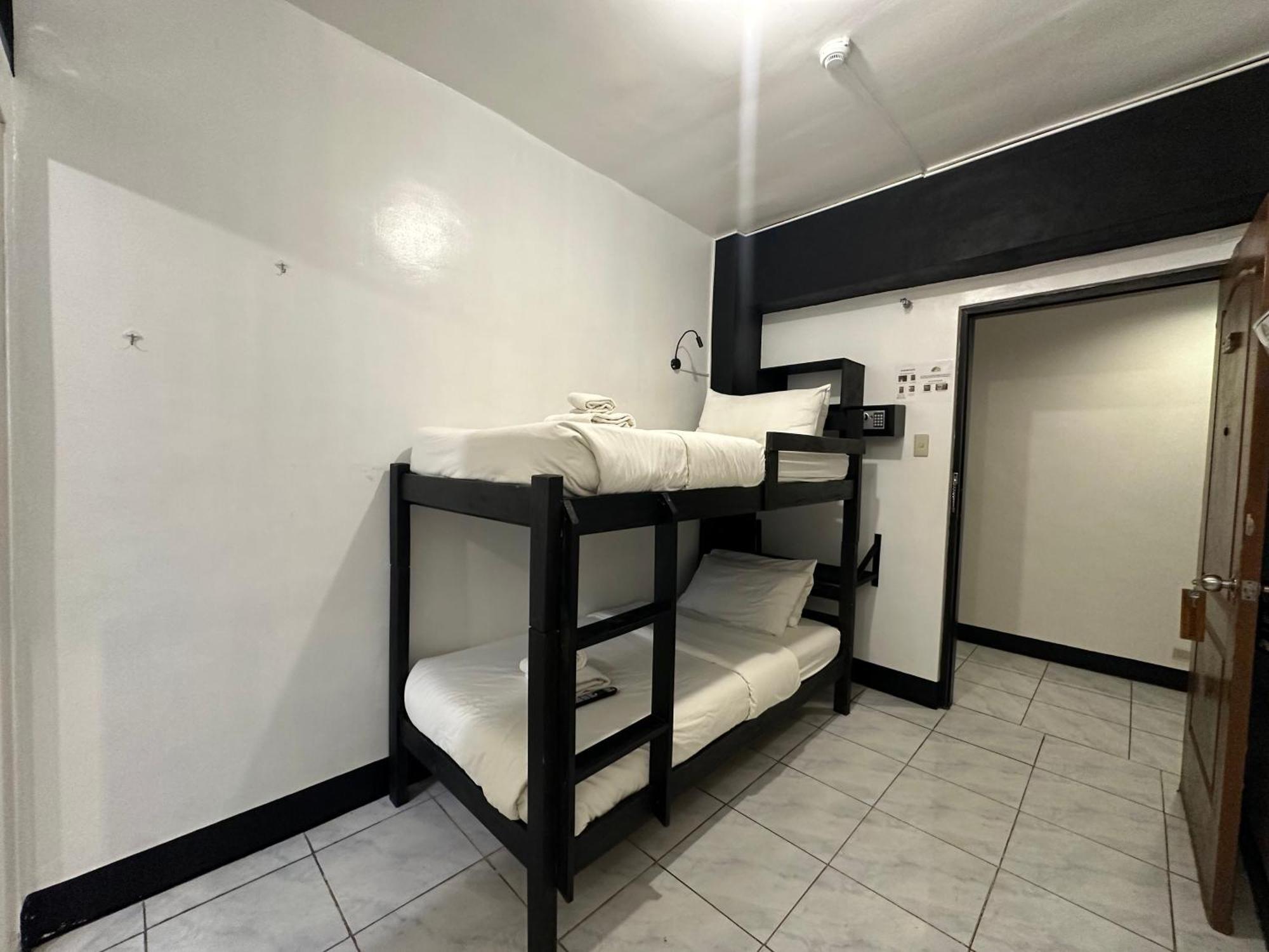 Fernando'S Hotel Sorsogon Екстериор снимка