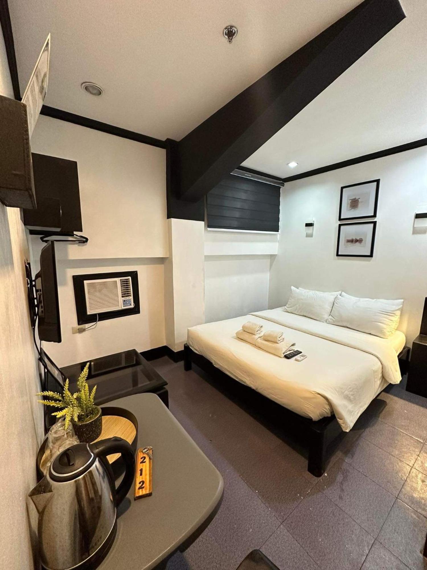 Fernando'S Hotel Sorsogon Екстериор снимка