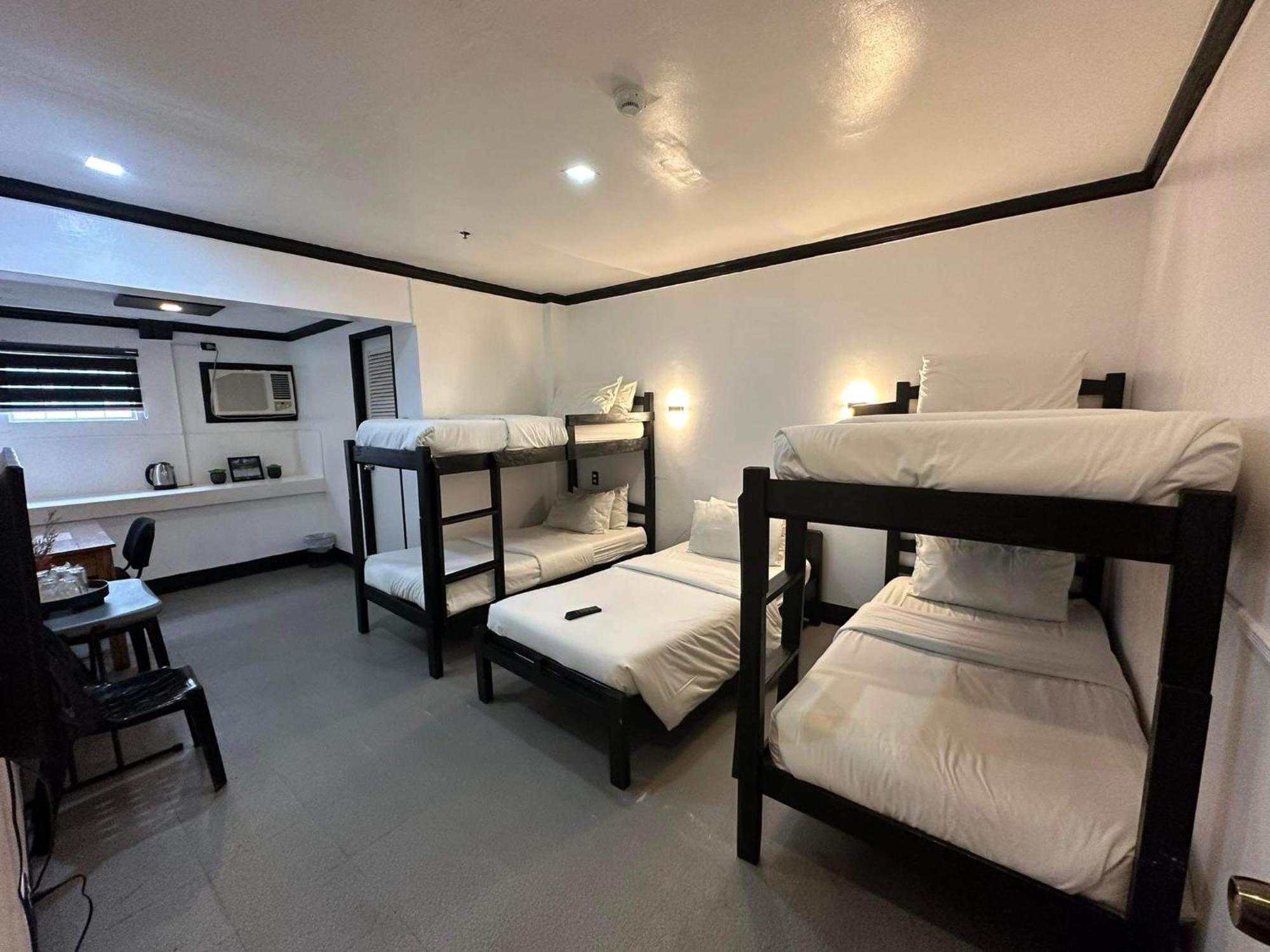 Fernando'S Hotel Sorsogon Екстериор снимка