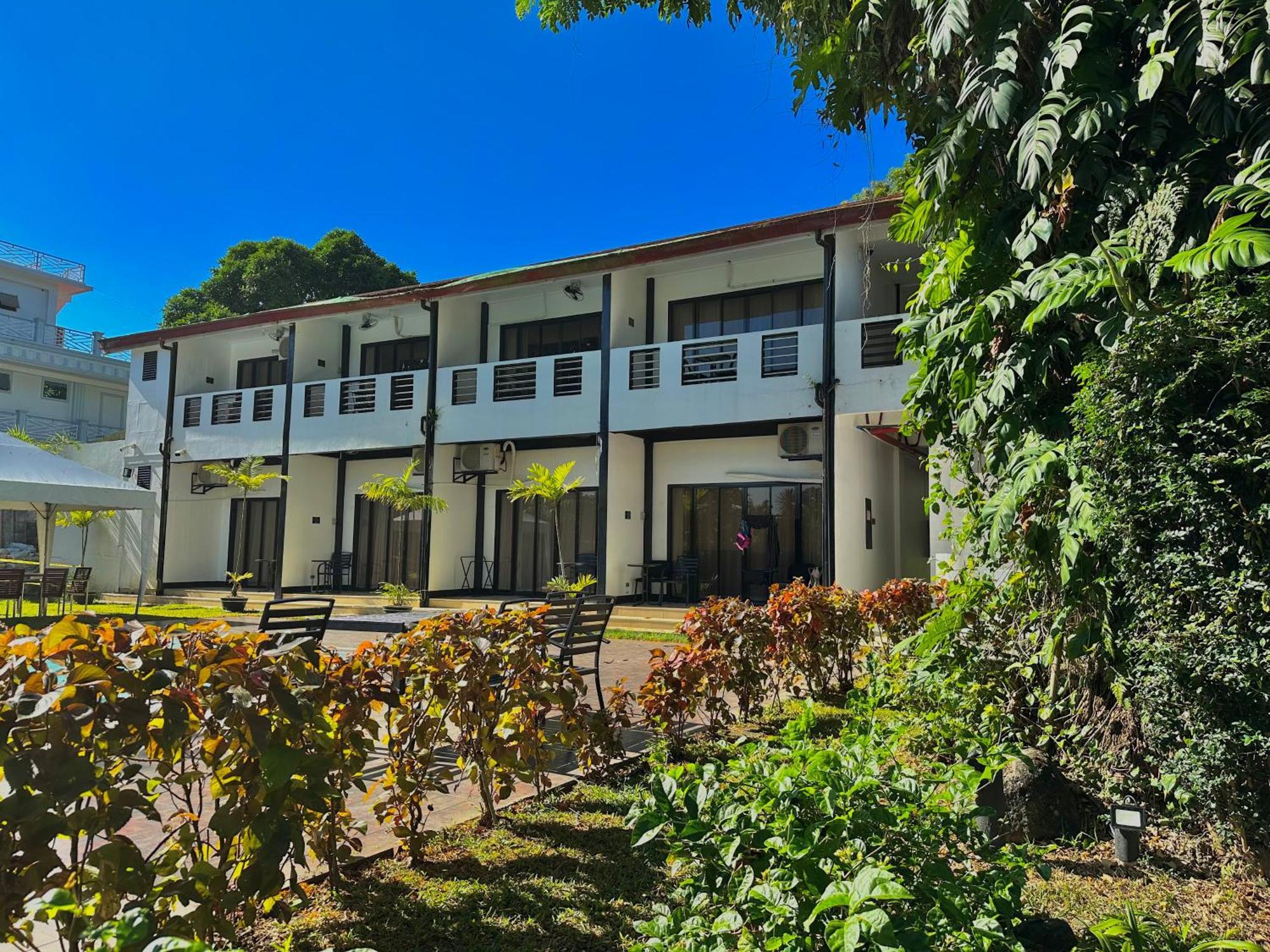 Fernando'S Hotel Sorsogon Екстериор снимка