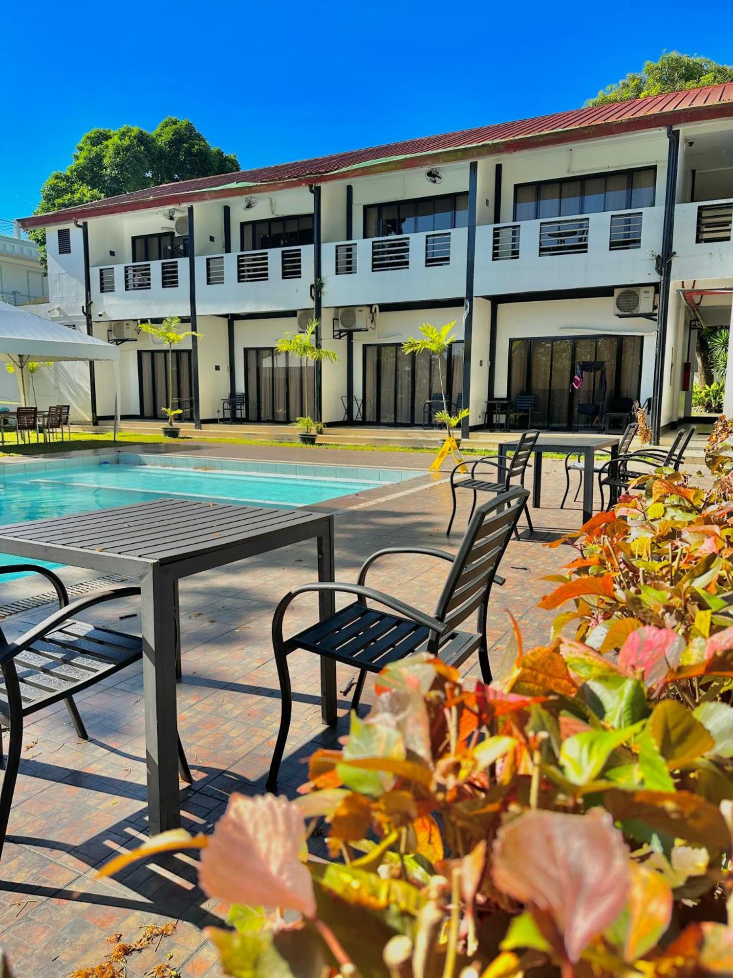 Fernando'S Hotel Sorsogon Екстериор снимка